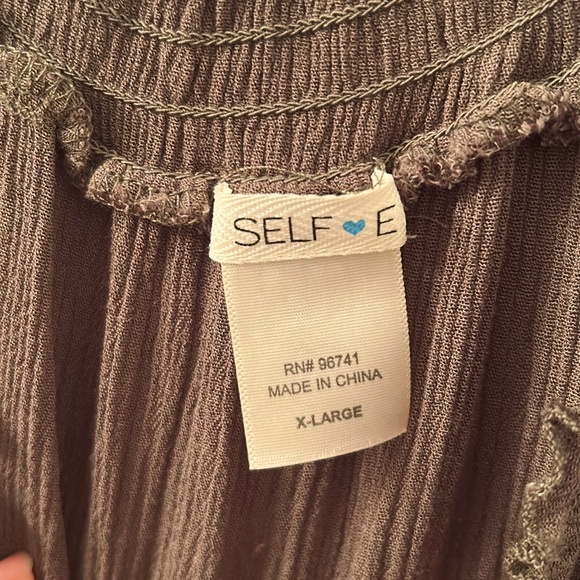 Army Green Self❤️e Blouse - Picture 7 of 9